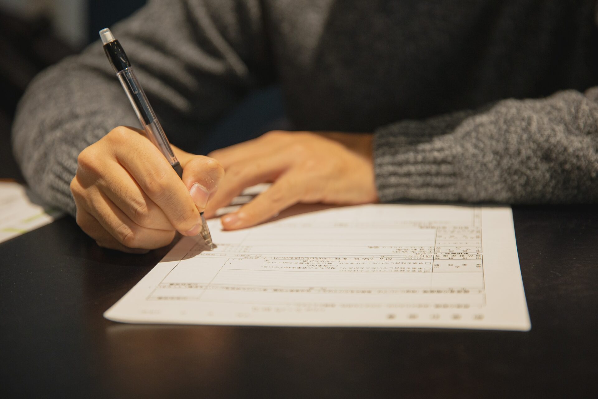 Il est possible de faire appel à un notaire pour rédiger son testament. Quels sont les avantages de cette prestation ? On vous dit tout !
