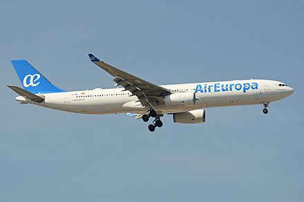 L'image représente un avion air Europa annulé.