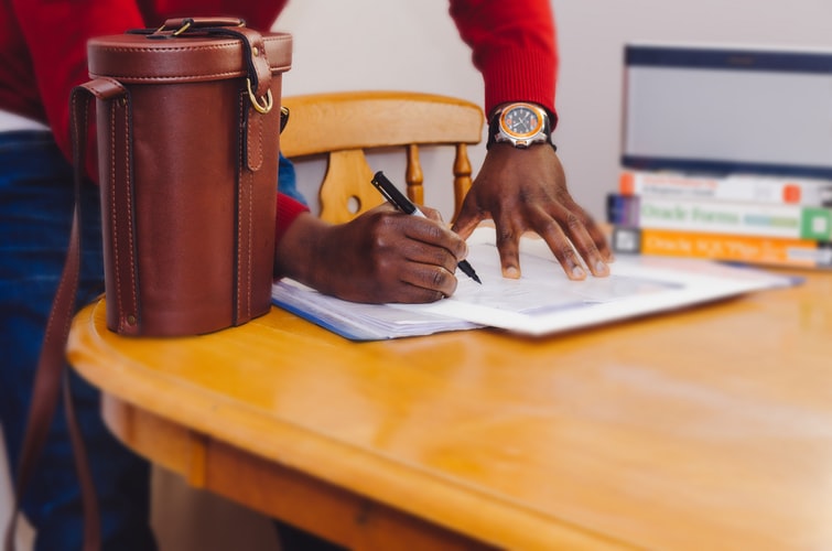 L'acte de divorce est un document qui permet de justifier que ce changement de statut a bien été effectué sur les actes d'état civil des ex-conjoints