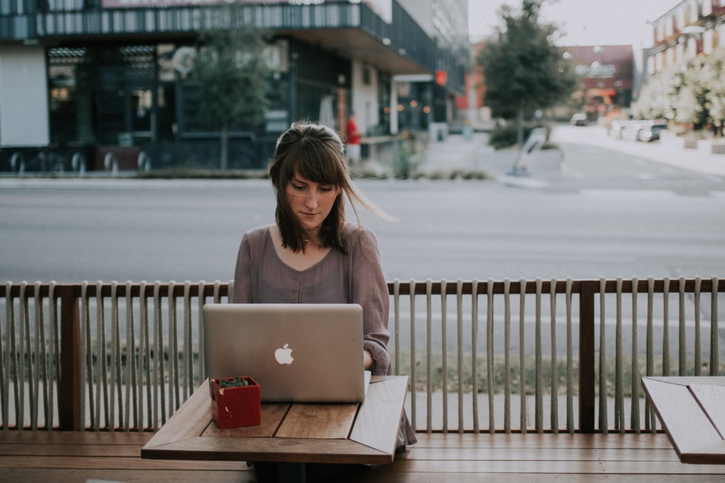 Tout comme le télétravail dans le secteur privé, la mise en place d'un télétravail régulier dans le secteur public est également soumis à un régime spécifique.