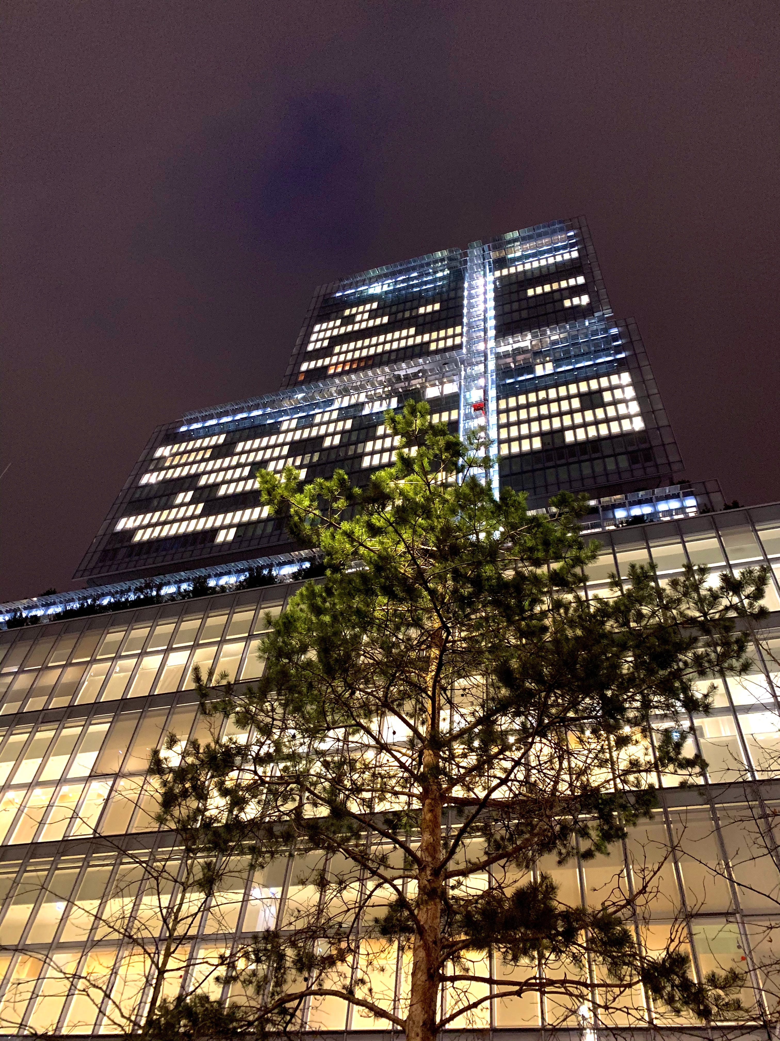 Tribunal judiciaire de Paris la nuit