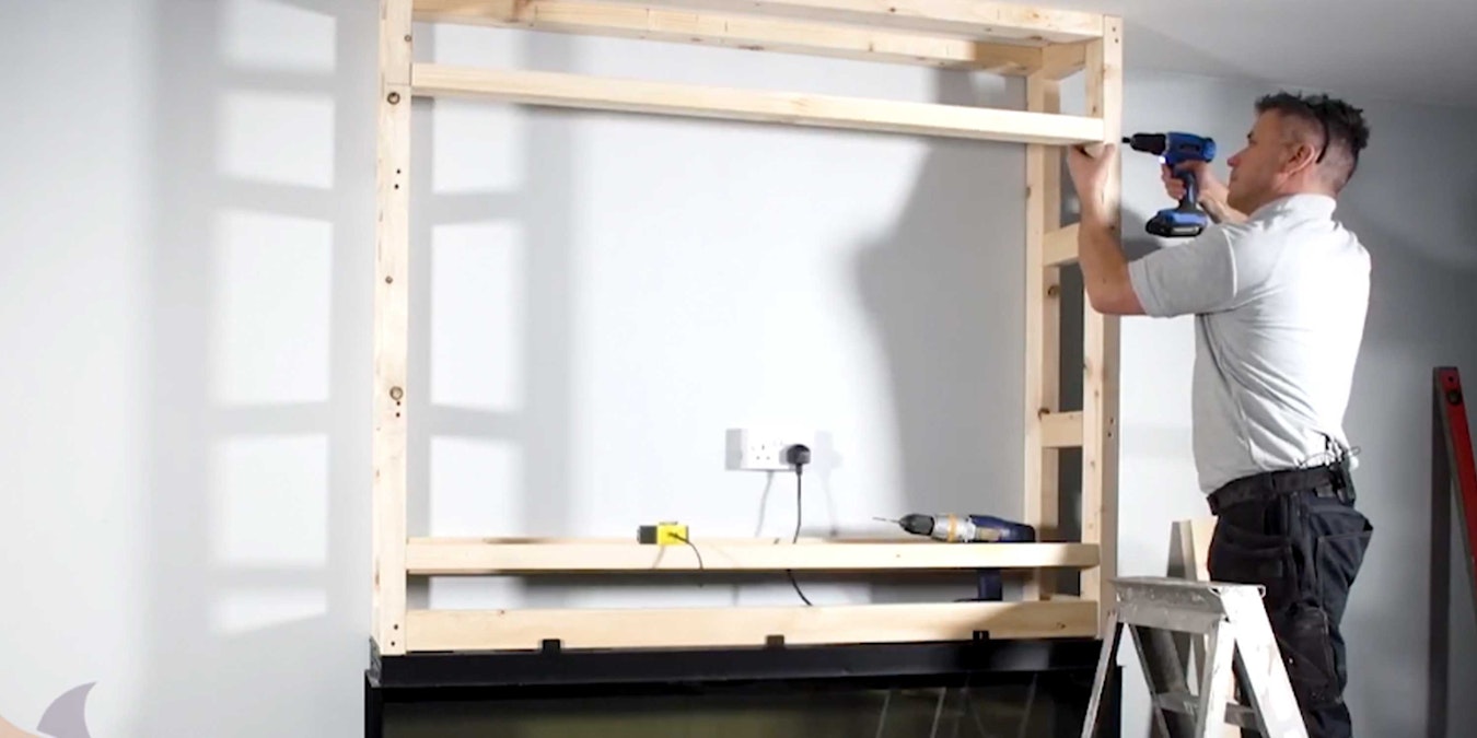 top-frame-screws