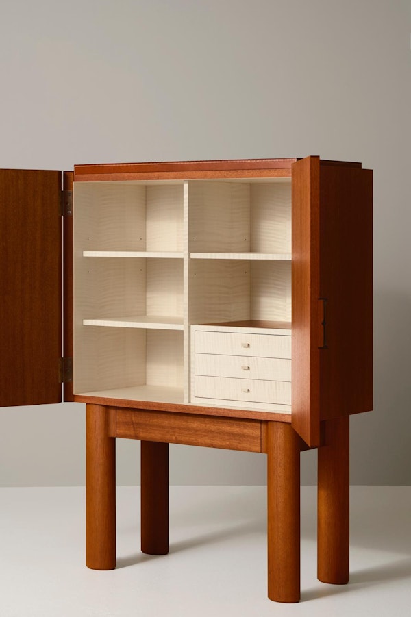 https://www.datocms-assets.com/73087/1734702235-chop-cabinet-1_low.jpeg