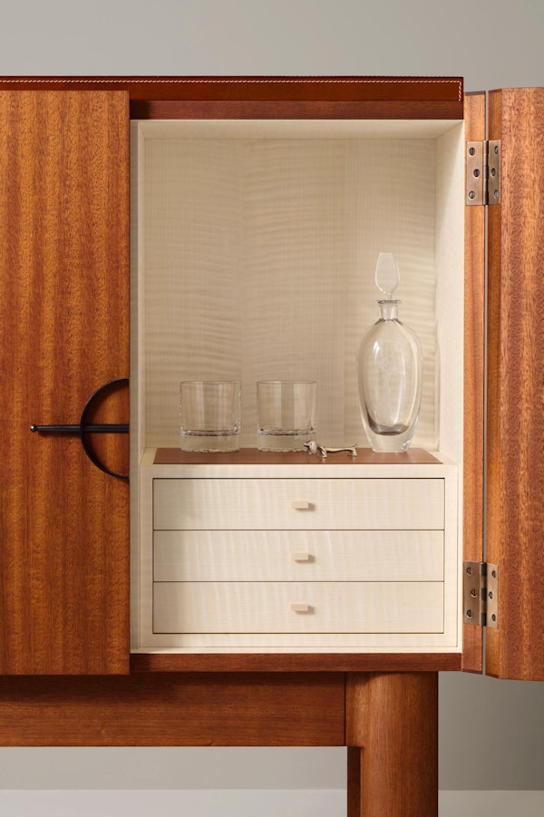 https://www.datocms-assets.com/73087/1734702235-chop-cabinet-2_low.jpeg