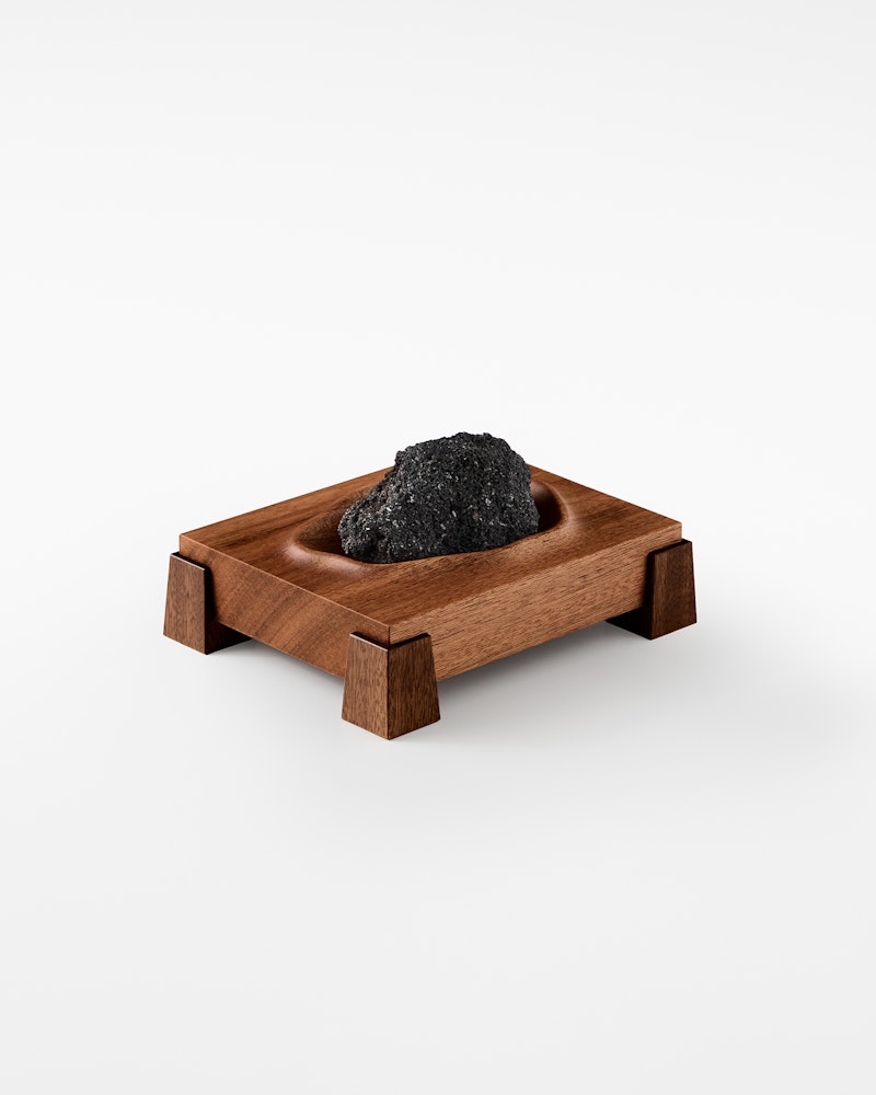 https://www.datocms-assets.com/73087/1748857223-suclpted-lava-tray-s-4-5.jpg