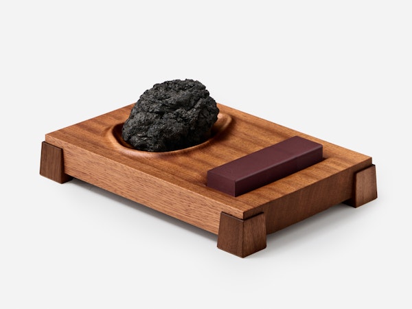 https://www.datocms-assets.com/73087/1748857536-sculpted-lava-tray-l.jpg