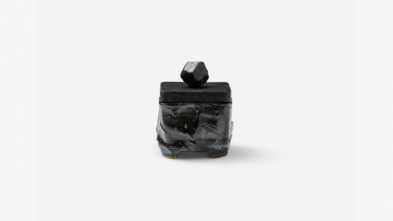 https://www.datocms-assets.com/73087/1749027378-sculpted-ceramic-box-16-9.jpg