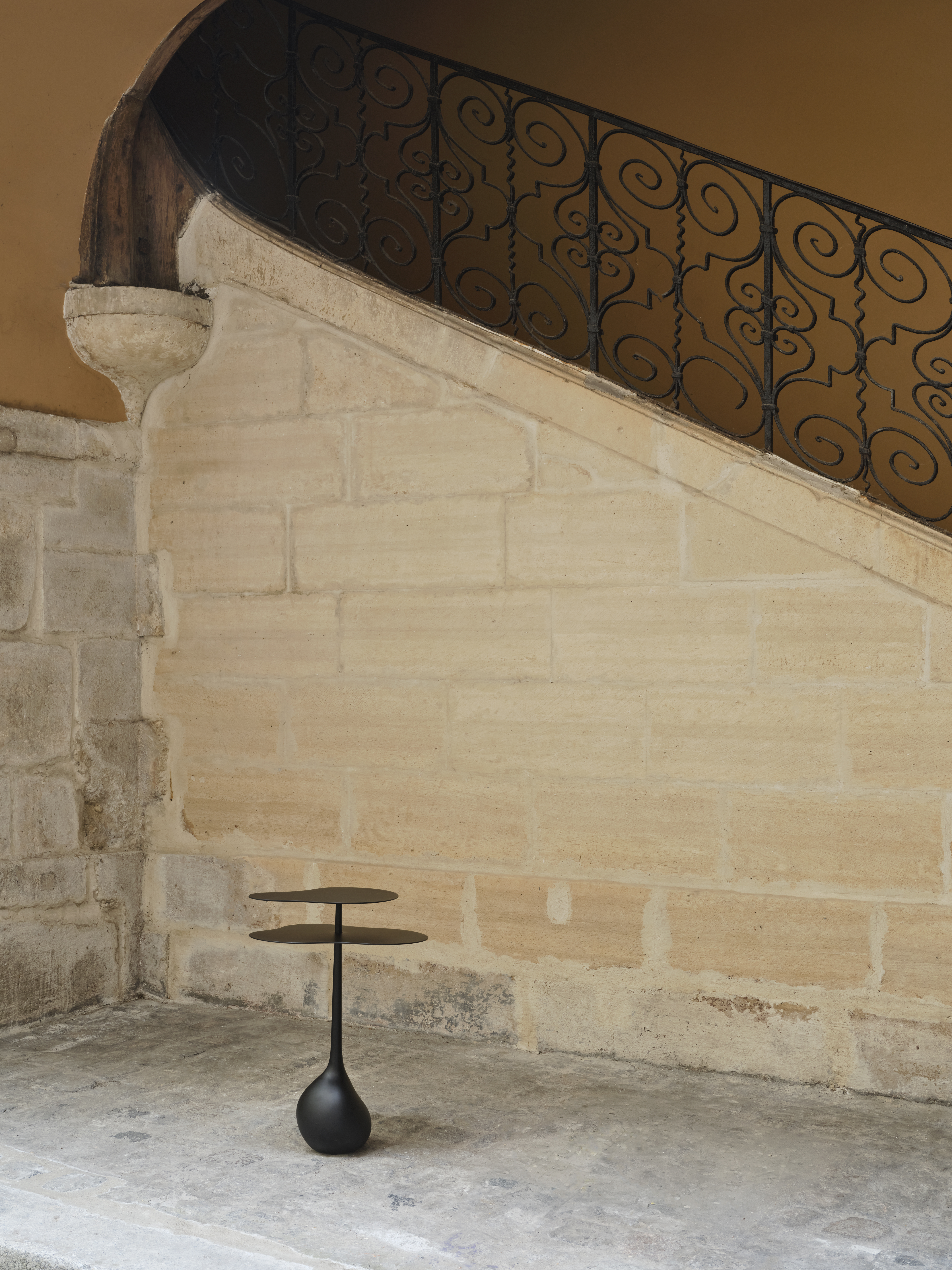 Drive Side Table