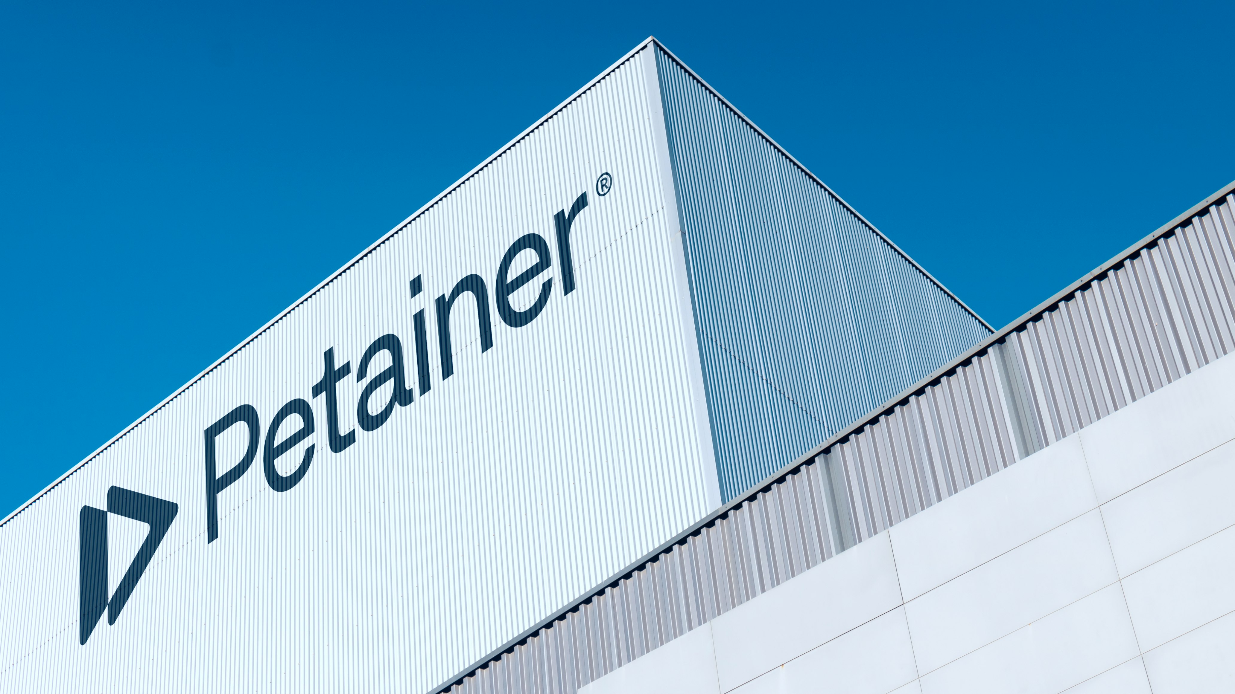 Petainer case study — Signifly