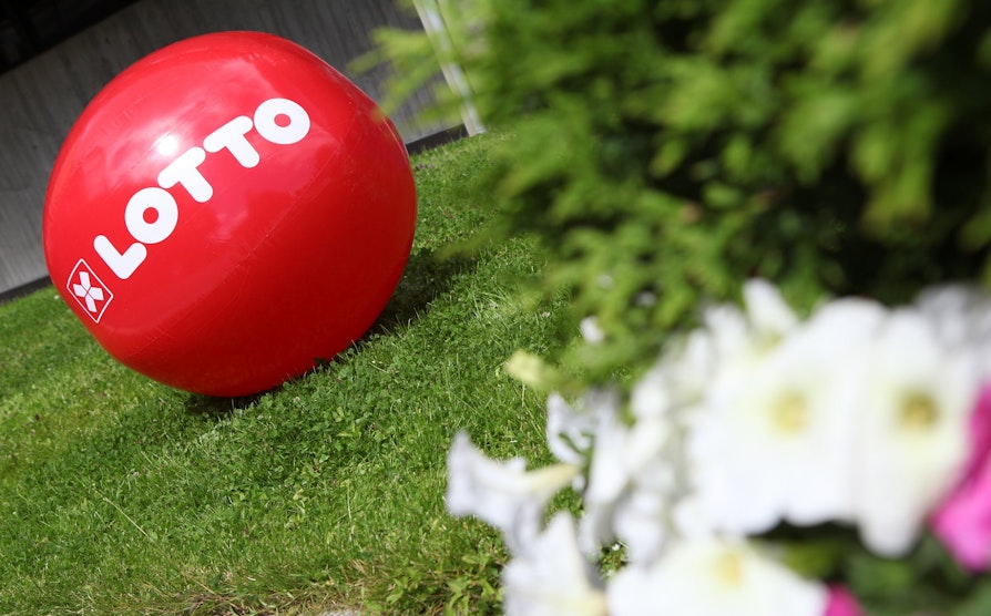 Lotto, sommerbilde, illustrasjon, badeball
