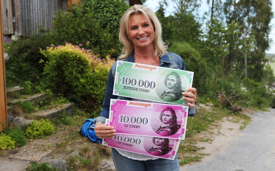 Mona-Lise Finstad vant i Nabolaget fordi hennes nabo Rolf Gunnar Edvardsen ble hovedvinner i spillet.