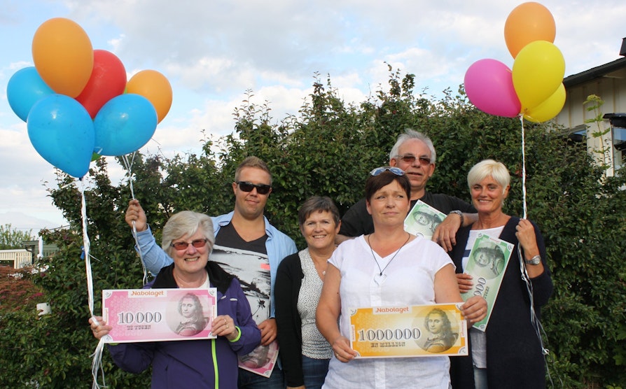Nabolaget-vinnerne i Ottestad. Fra venstre: Aud Kari Stensbye, Lars Erland Nogva, Liss Wenche Jakobsen, Unni Engh, Petter Smaaland og Hilde Grande.