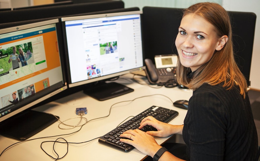 Karen Skarpnord på kundeservice svarer deg på alle dine spørsmål om Nabolaget.
