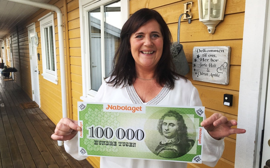 Odrun Amble fra Dal i Eidsvoll kommune vant 100.000 kroner i Nabolaget den 4. desember 2015.