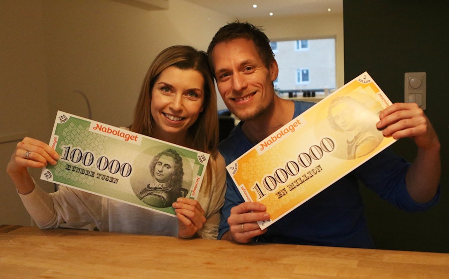 Are Hagen Lepsøy og kona Ina jubler over å ha vunnet 1,1 millioner kroner i Nabolaget. Her i forbindelse med innspilling til siste Nabolaget-program på TV 2.