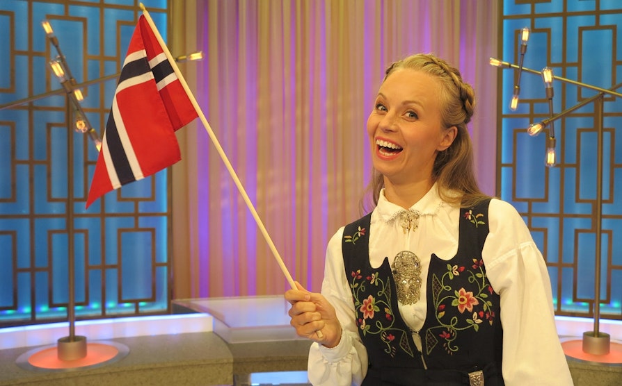 Kjersti Gullvåg, Extra, programleder, 17. mai, nasjonaldagen