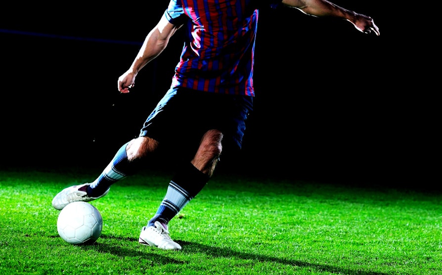 RED_4516_2000x1244_Fotballbilde2_Colourbox