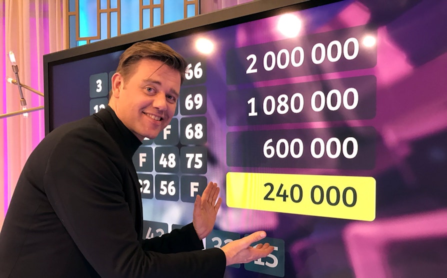 Extra 240.000 kroner  28.februar17