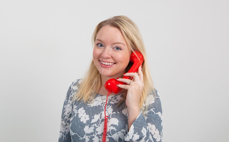 Nina RUndsveen rør telefonen hamar