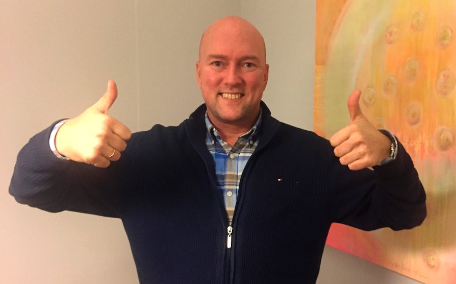 TOMMEL OPP FOR TUR: Pål Johnsen fra Bodø nølte ikke da Norsk Tipping ringte med det glade budskap: Hovedønsket skal gjennomføres, og nå blir det fotballtur med sønnen Christian.  Bucket List.