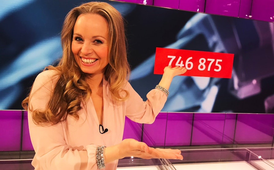 Kjersti Gullvåg, programleder, Extra, 6. februar