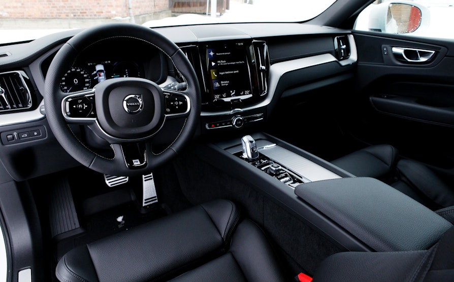XC60T32_interiør_førerside