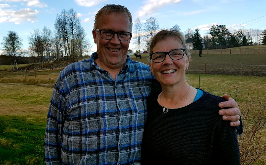 Hilde Hansine Haastøl fra Løten og mannen Bjørn Haastøl vant 2,8 millioner kroner i Joker lørdag 5. mai da Hilde Hansine spilte på tallene 9-9-9-9-9. Nå skal de kjøpe hest og Askepott-vogn.