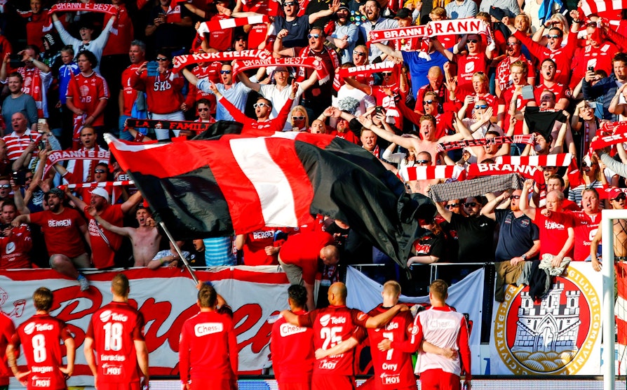Brann-jubel_spillereogsupportere