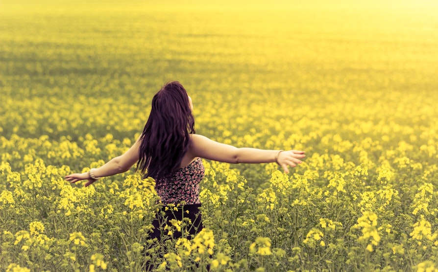 eurojackpot, illustrasjon, dame, colourbox, blomstereng, glad, jubel