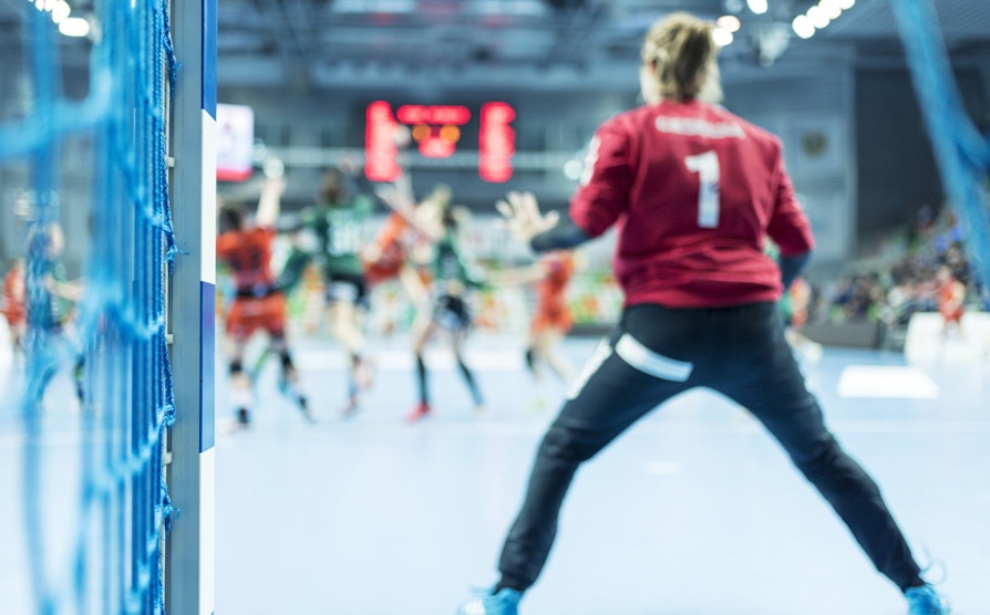 ODDS_3718_handball_2000x1244