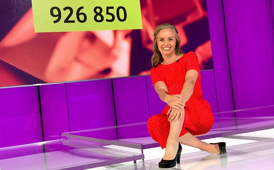 Extra, programleder Kjersti Gullvåg