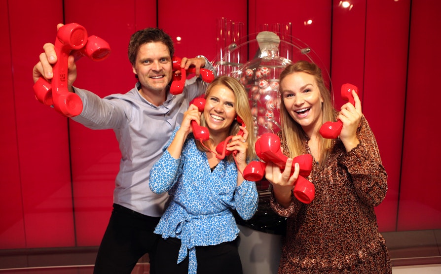 Lørdag 14. september 2019 er det nok en gang klart for Supertrekning i Lotto. Denne gangen trekker vi ut ca. 33 ekstra Lotto-millionærer. Ola Thorset, Pernille Storholm Skaret og Pie-Christine Skagsoset Norseng er klare med Telefonen fra Hamar.