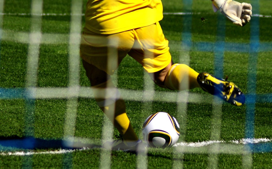 RED_3519_1000x622_Fotballbilde-gulspiller-Colourbox