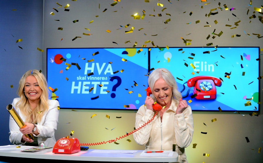 Ane-Marthe Pedersen (t.v.) og Ingrid Roterud Mathisen. Hva skal vinneren hete. Livesending. Direktesending fredag 22. mai 2020. Navn Elin.