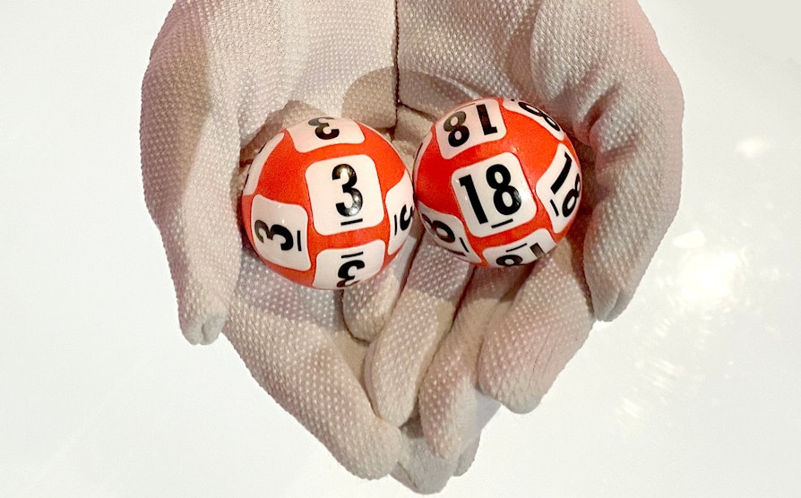 LOTTO_2000x1244_2920_Lottokuler3og18_hvitbg