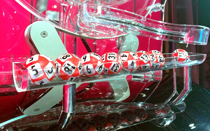 Lottomaskin_121220_red