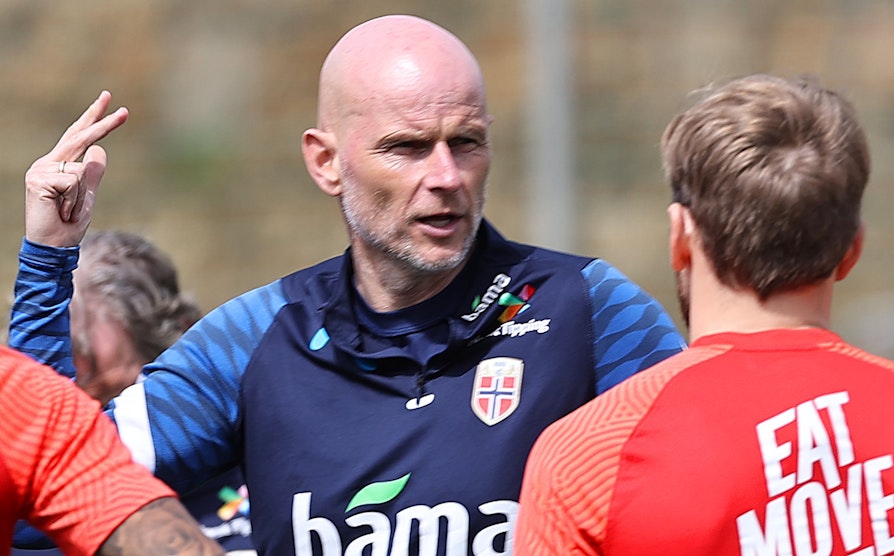 Ståle Solbakken. Bilde til sak før VM-kvalik-kamp mot Montenegro.