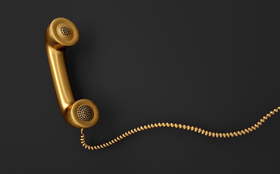 gyllen telefon