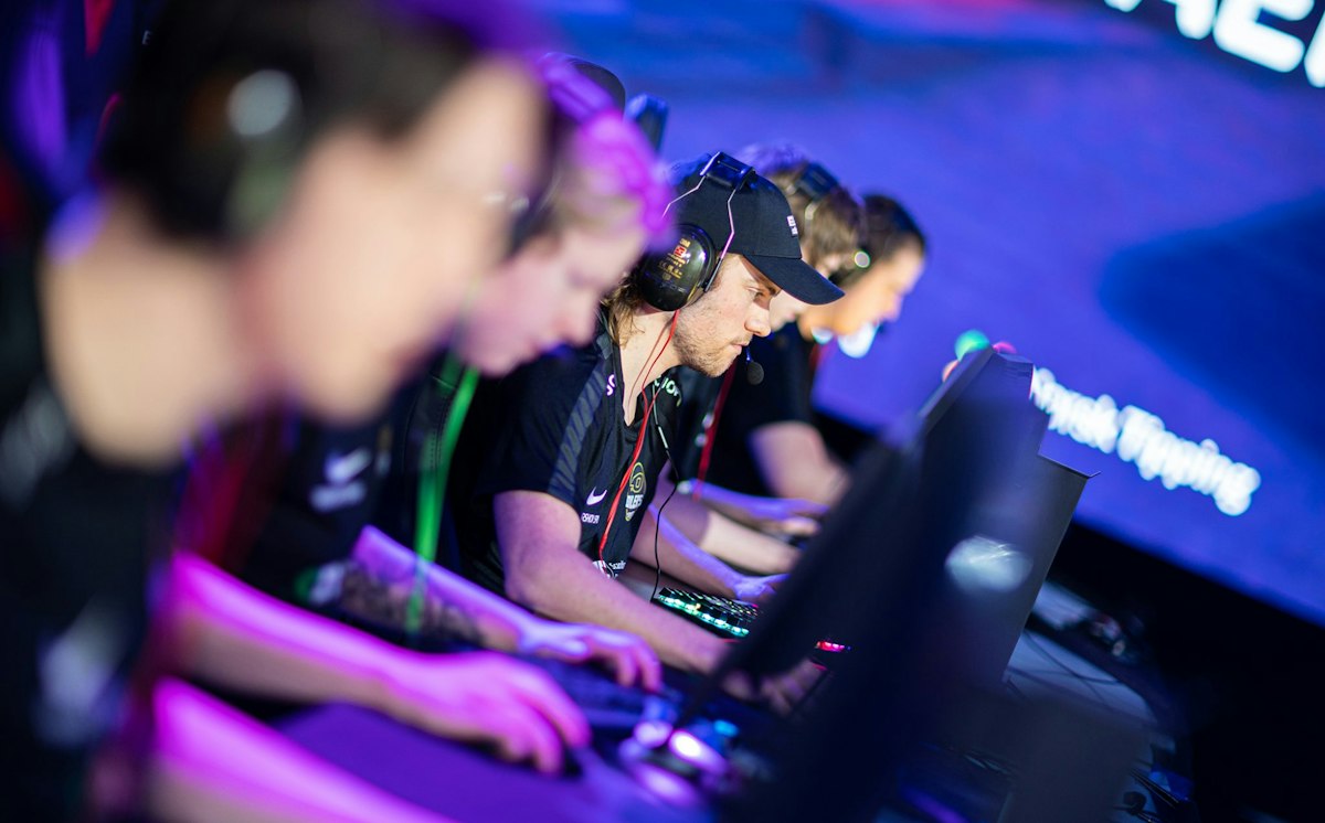 Sluttspill i Telialigaen: Tar 777 Esports over tronen? - Norsk Tipping