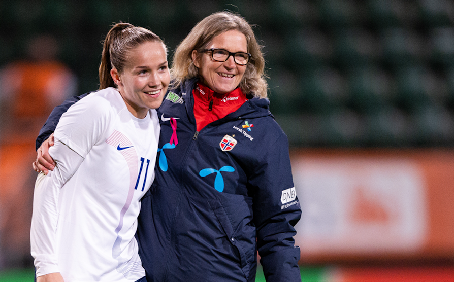 hege risse guro reiten fotball trener kvinnelandslaget