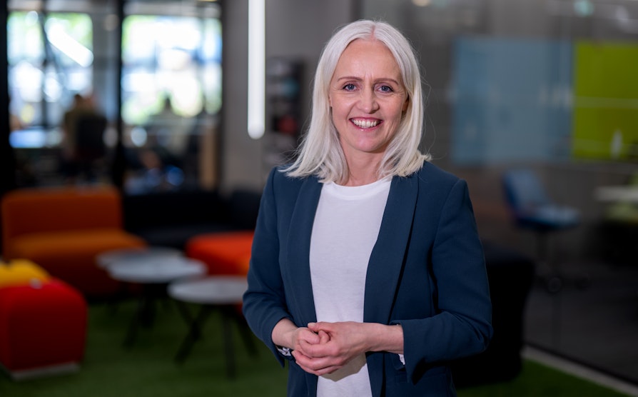 Portrett av Lotteri- og vinneransvarlig i Norsk Tipping, Ingrid Roterud Mathisen.