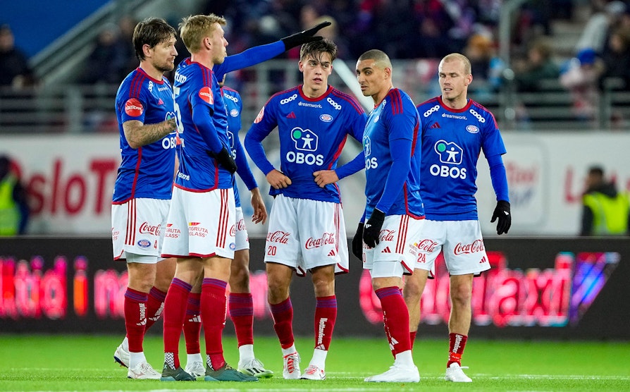 Vålerenga-spillere. Skuffet etter tap
