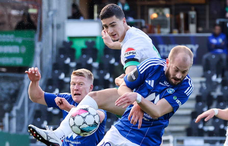 JAKTER SEIER: HamKams Luc Mares og Eirik Hestad i duell. Søndag spiller de begge hjemmekamp mot henholdsvis Haugesund og Rosenborg.
