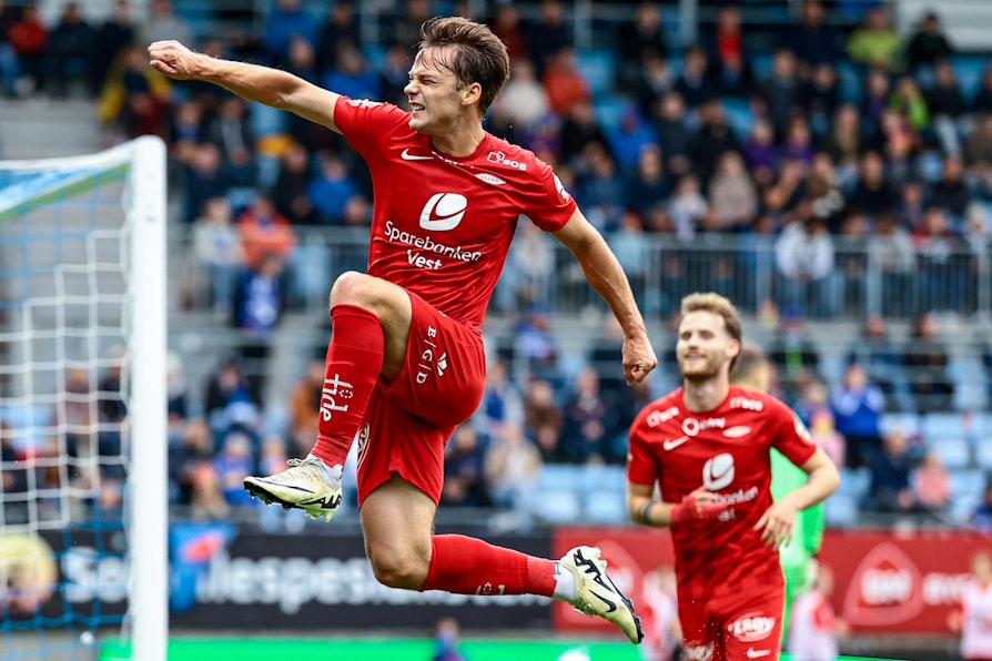 Branns Felix Horn Myhre jubler for 1-1 under eliteseriekampen i fotball mellom Sandefjord og Brann på Jotun arena. Foto: Thomas Andersen / NTB