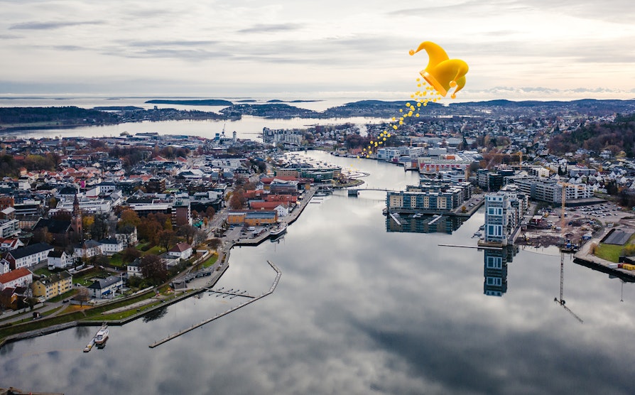 Bilde fra luften av Tønsberg by