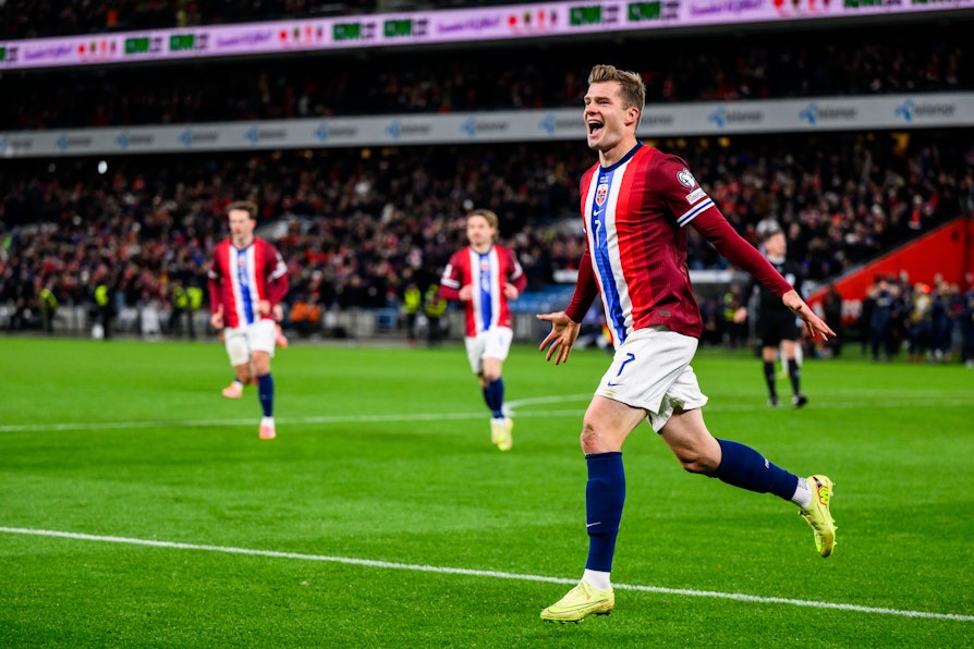 SCORET TO: Alexander Sørloth sendte Ullevaal til himmels med to scoringer.