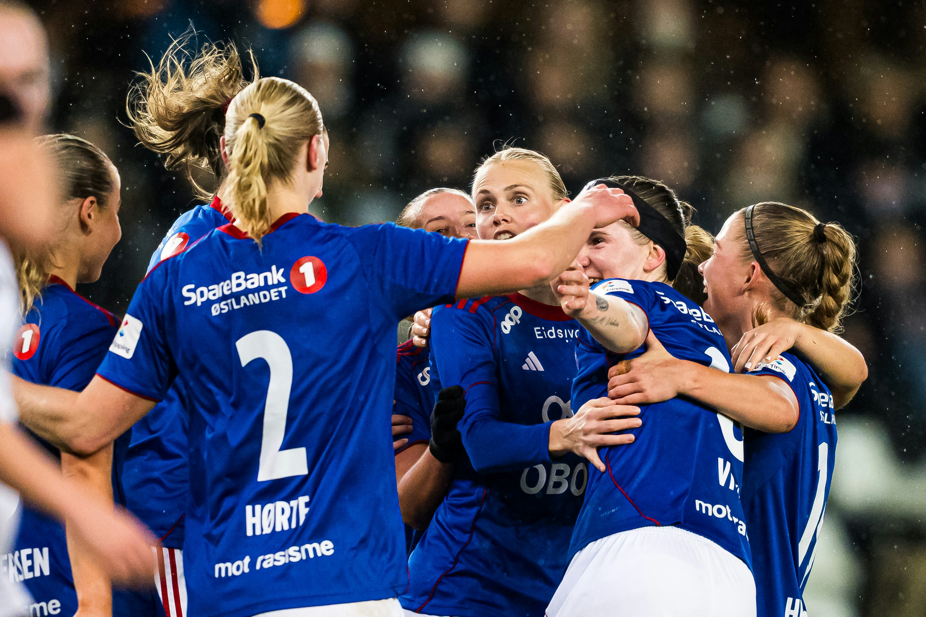 MYE JUBEL: Vålerenga-damene vant mot Roma i Champions League sist.