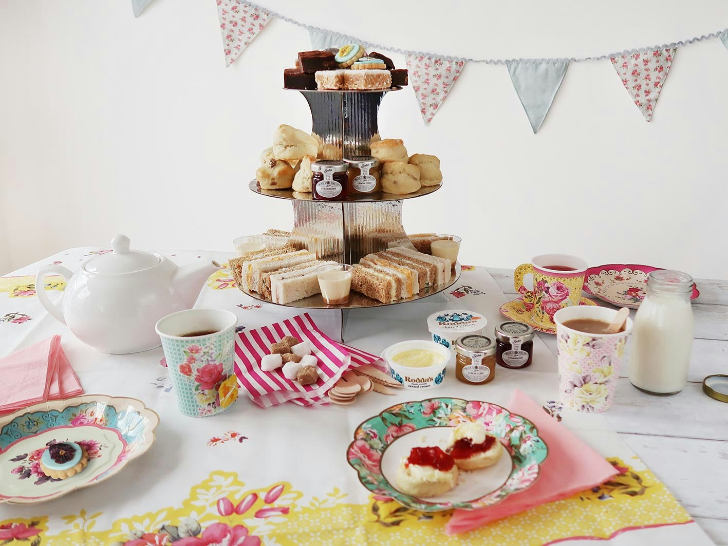 Brew and Bakes afternoon tea at home set. Vintage cardboard plates.