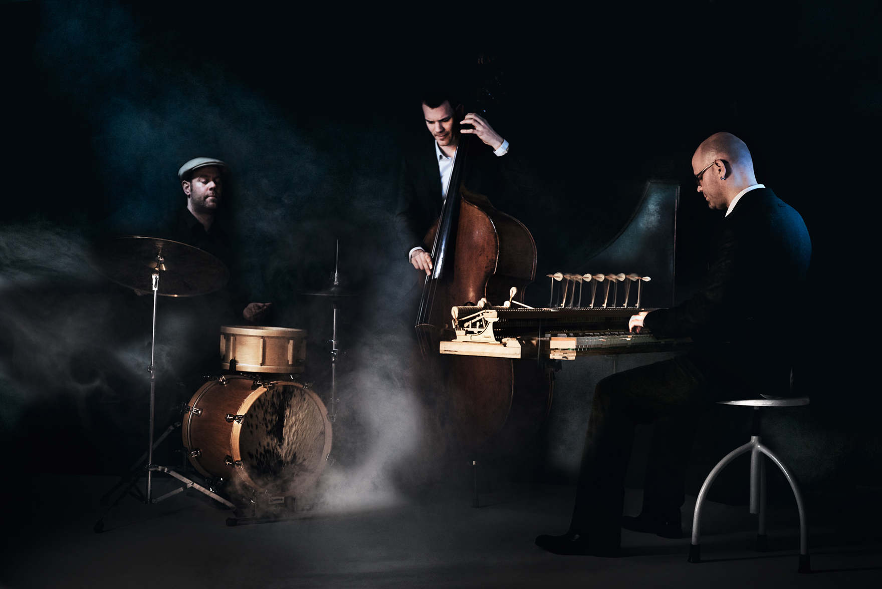 VEIN plays RAVEL