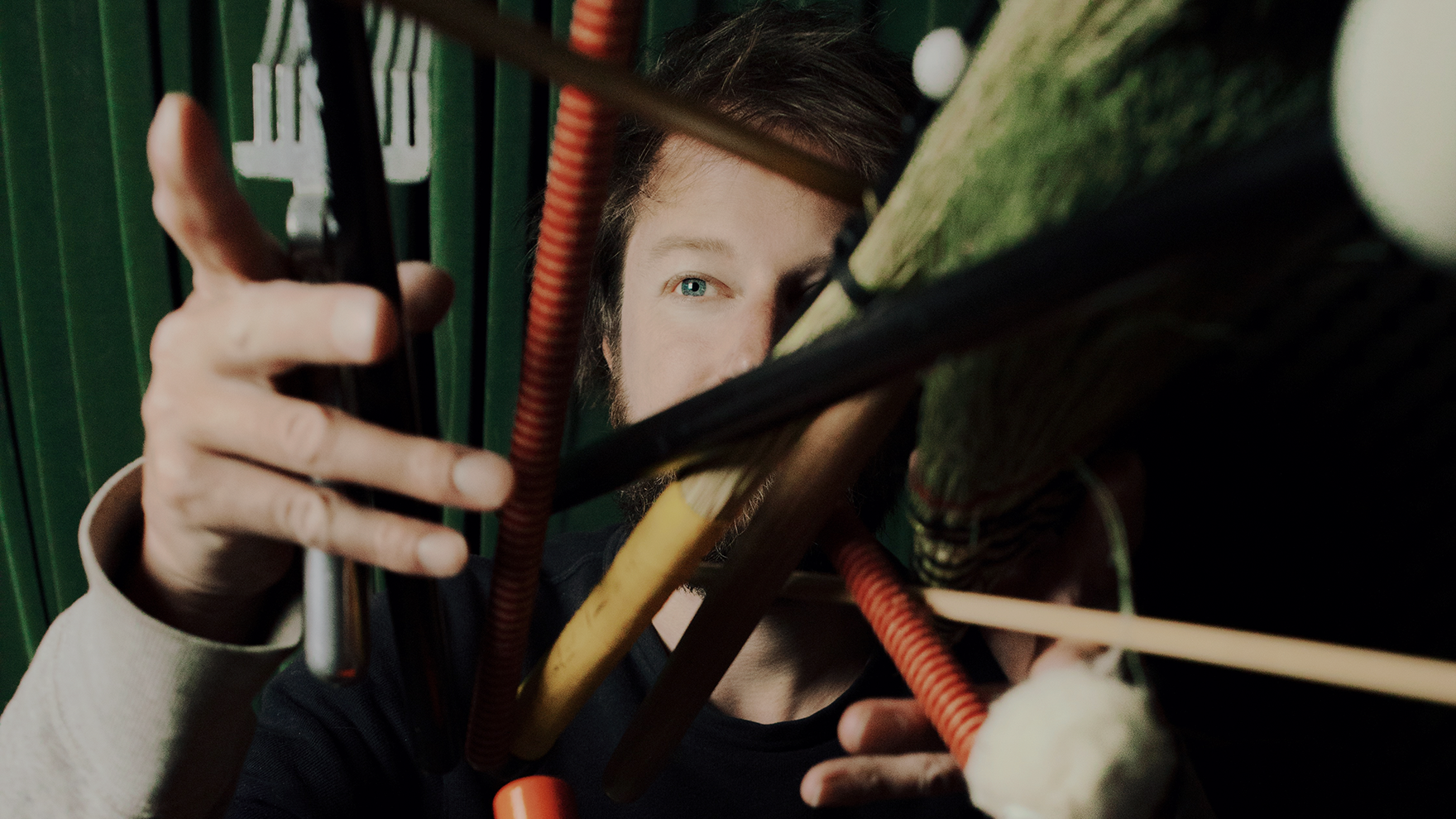 Julian Sartorius «Locked Grooves»